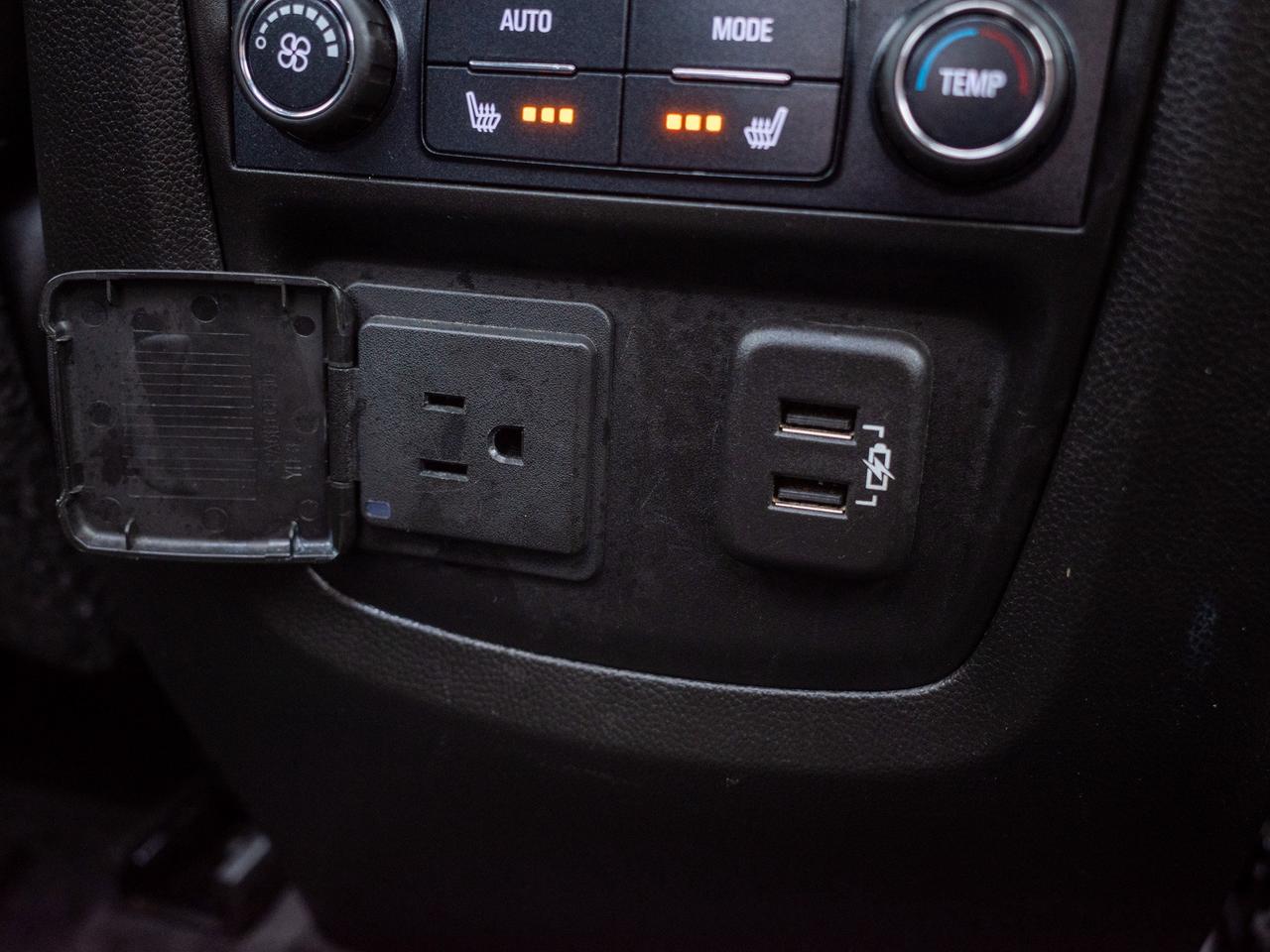 2021 Buick Enclave Avenir- Wireless Phone Charging Photo