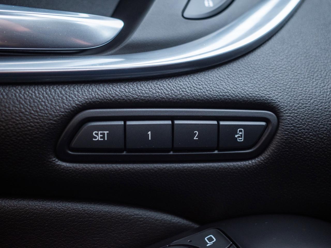 2021 Buick Enclave Avenir- Wireless Phone Charging Photo