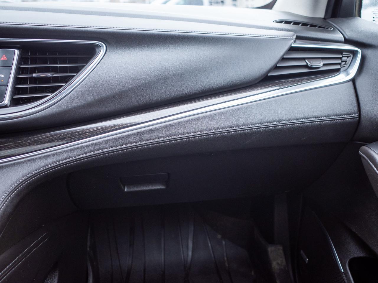 2021 Buick Enclave Avenir- Wireless Phone Charging Photo