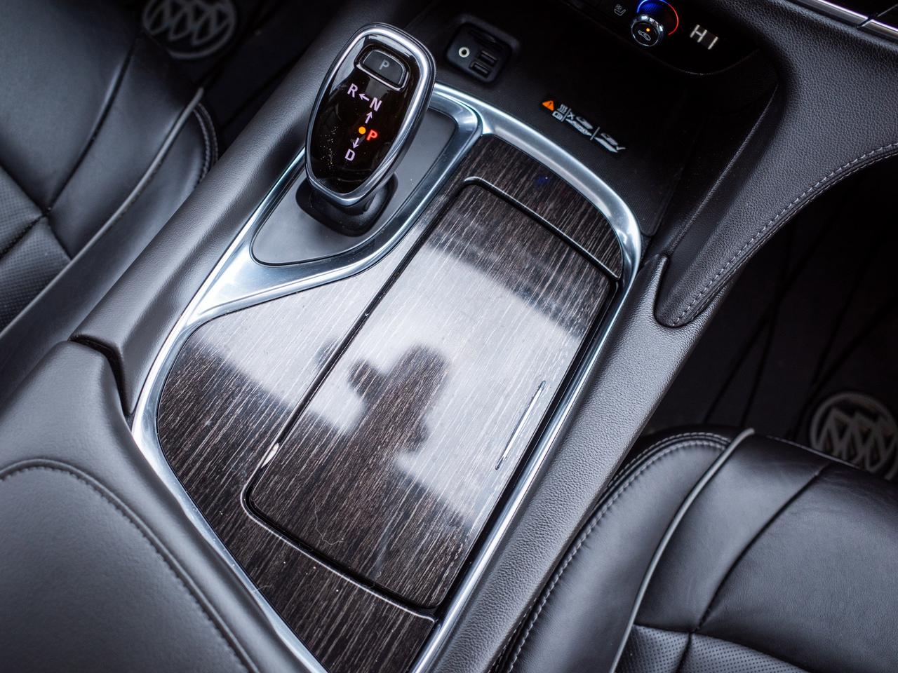 2021 Buick Enclave Avenir- Wireless Phone Charging Photo