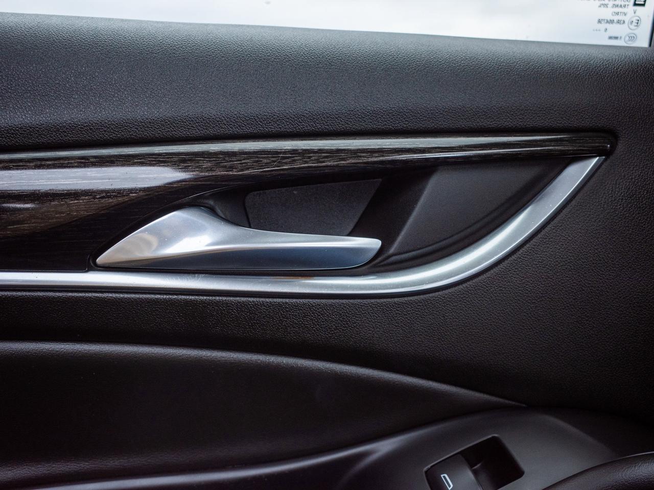 2021 Buick Enclave Avenir- Wireless Phone Charging Photo