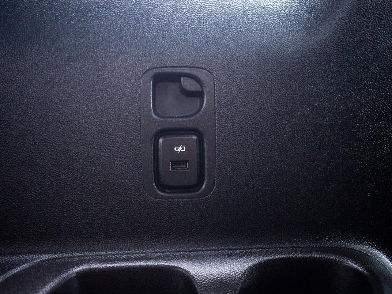2021 Buick Enclave Avenir- Wireless Phone Charging Photo