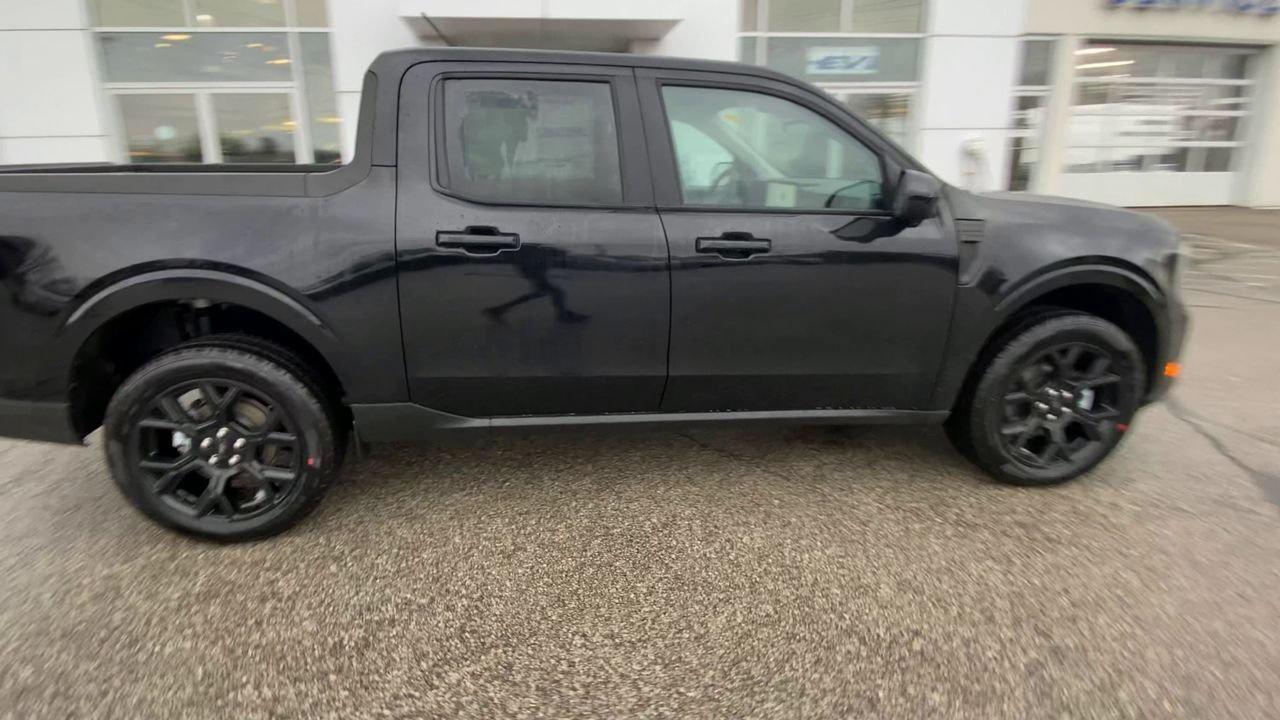 2026 Ford Maverick Lariat Photo