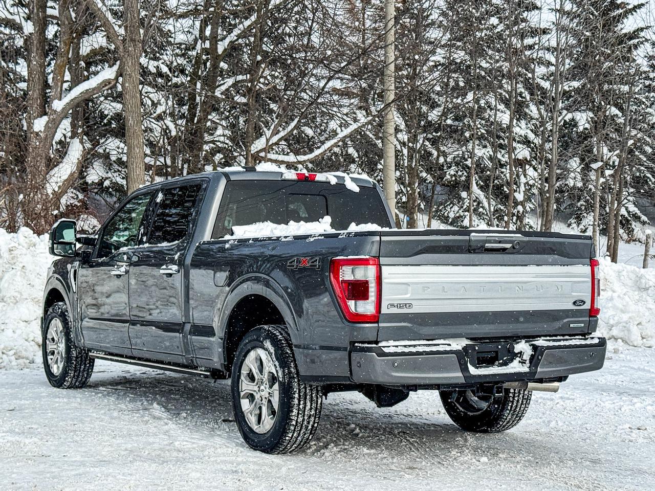 2022 Ford F-150 Lariat Photo