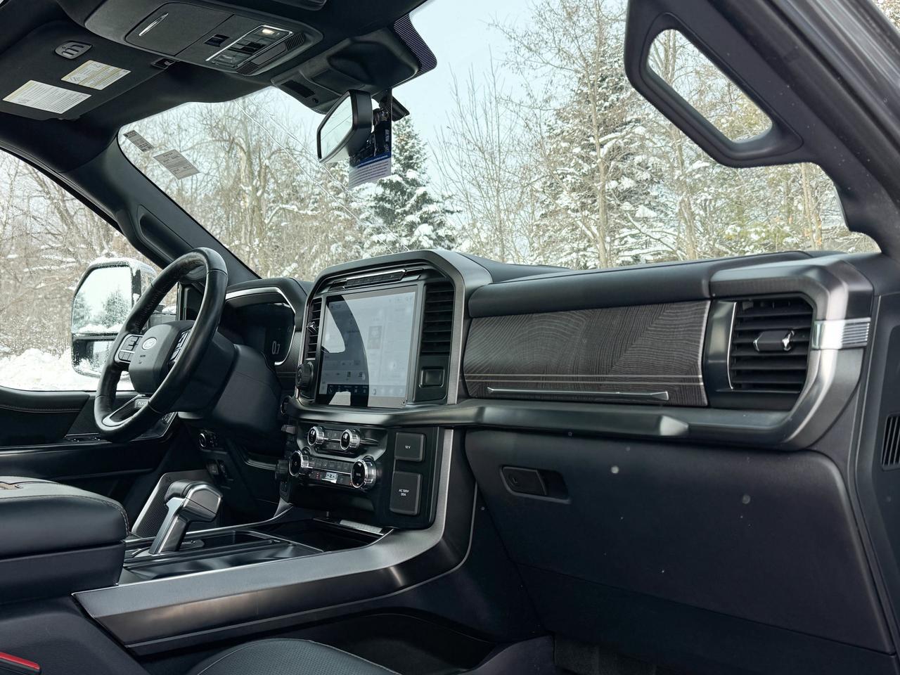 2022 Ford F-150 Lariat Photo