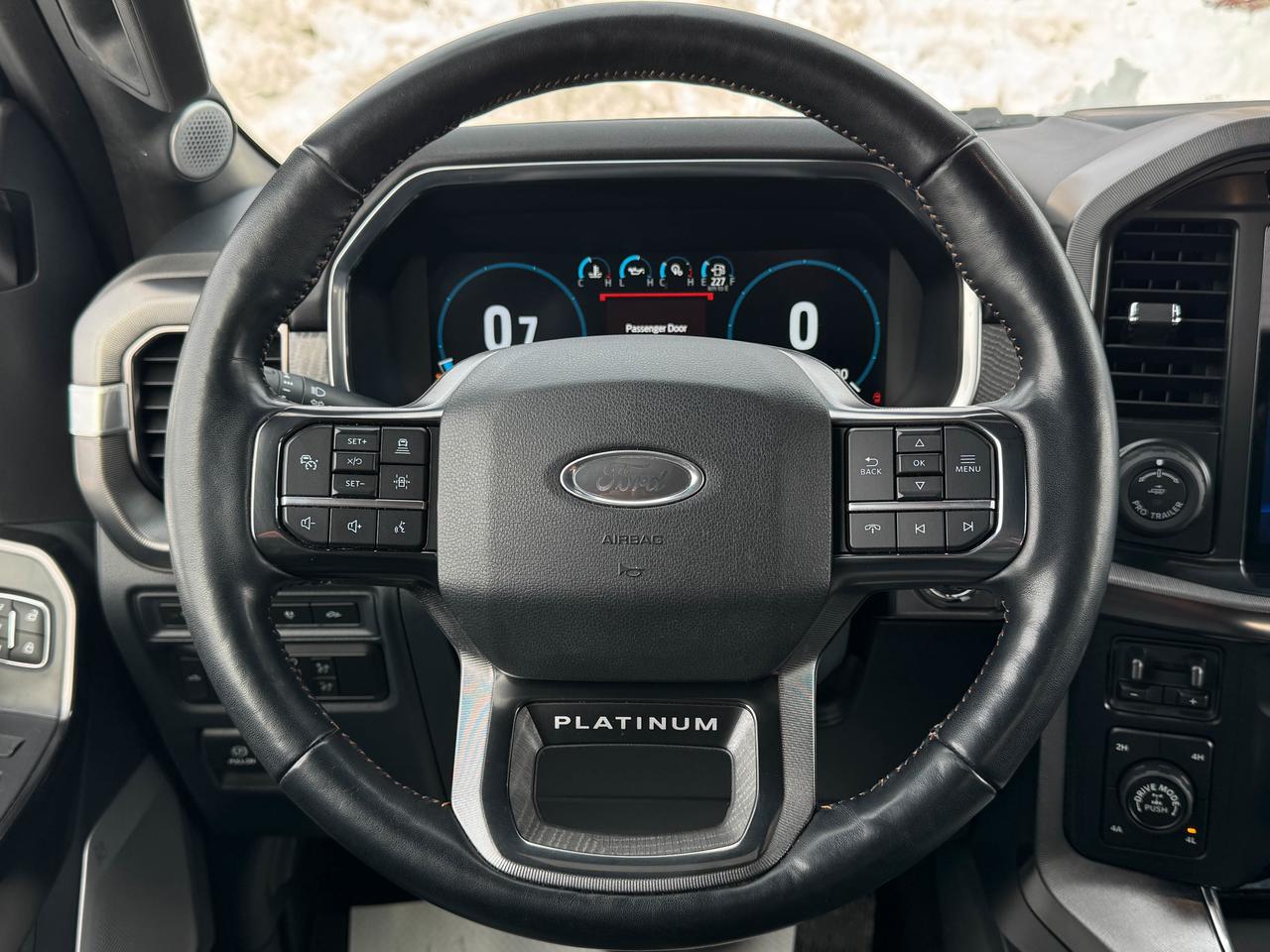 2022 Ford F-150 Lariat Photo