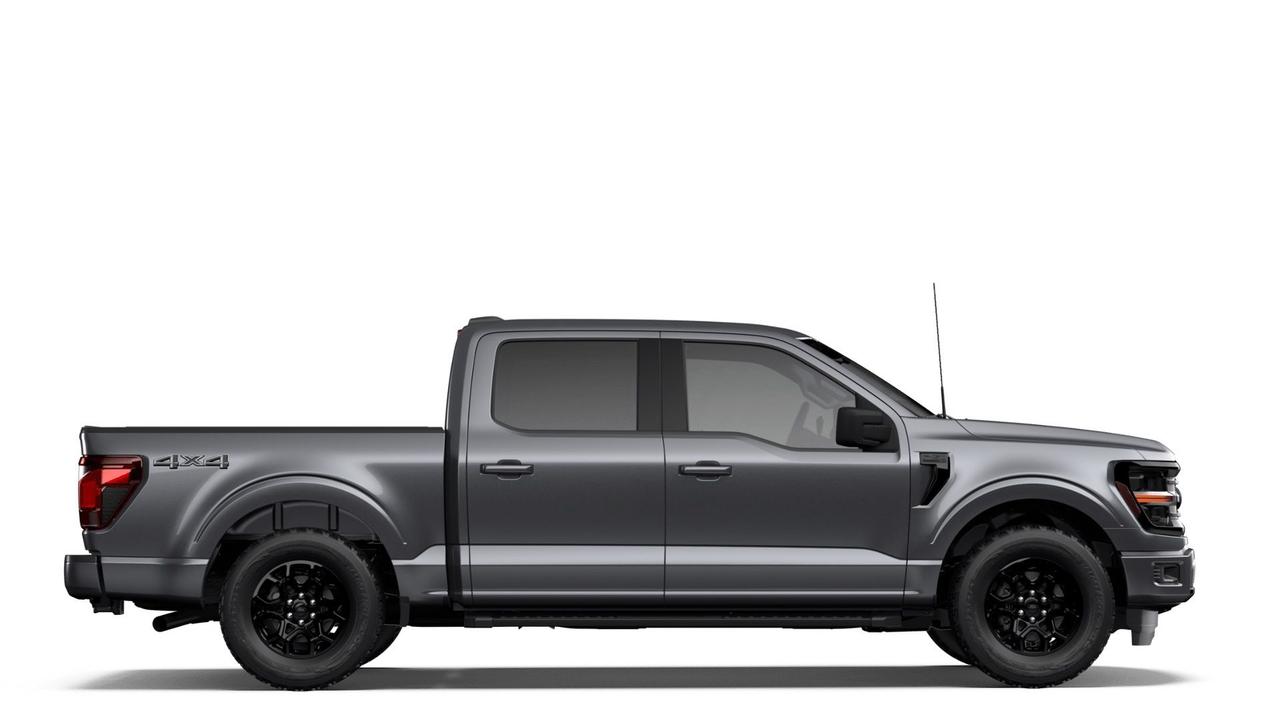 2026 Ford F-150 XLT 4WD SuperCrew 5.5' Box Photo4