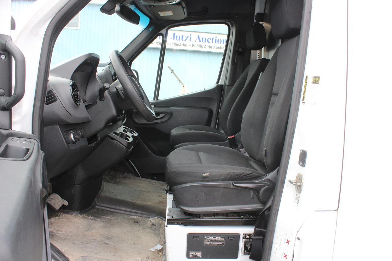 2019 Mercedes-Benz Sprinter  Photo