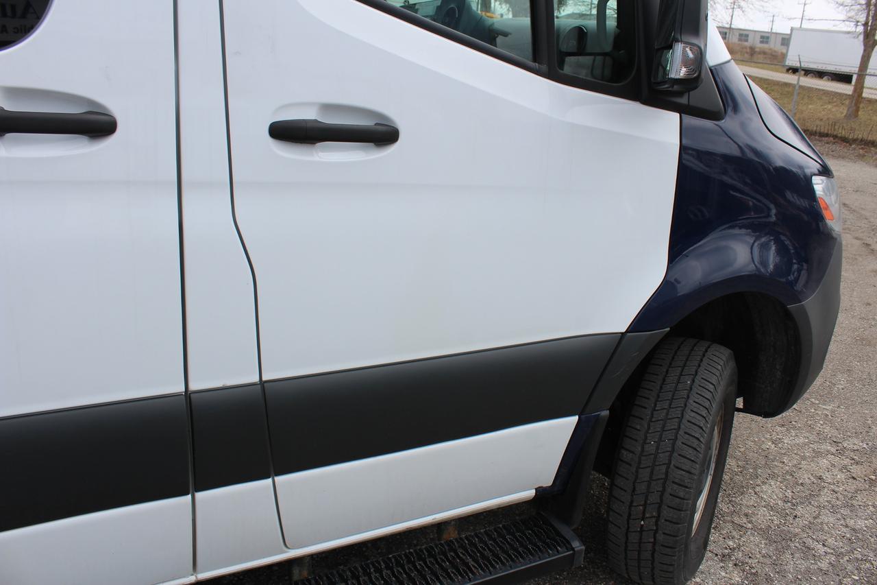 2019 Mercedes-Benz Sprinter  Photo