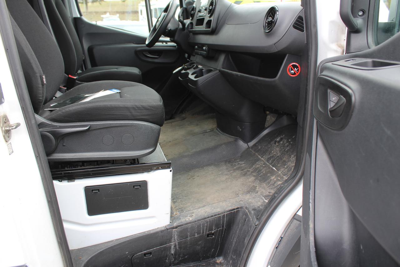 2019 Mercedes-Benz Sprinter  Photo