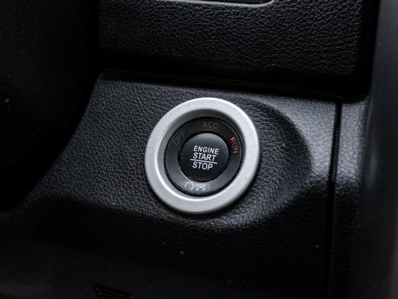 2022 RAM 1500 Classic WARLOCK Photo