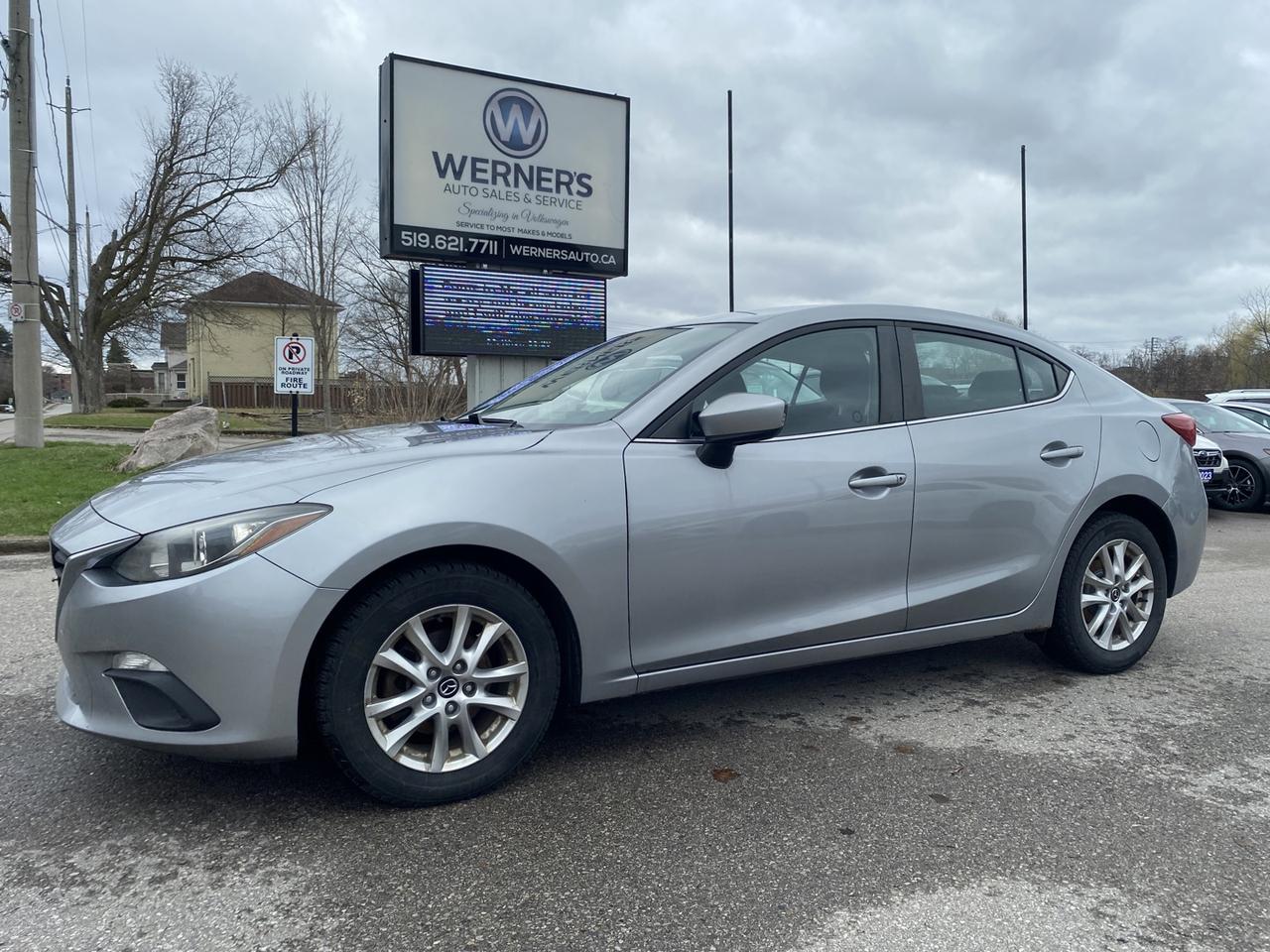 2014 Mazda MAZDA3 i Touring AT 4-Door