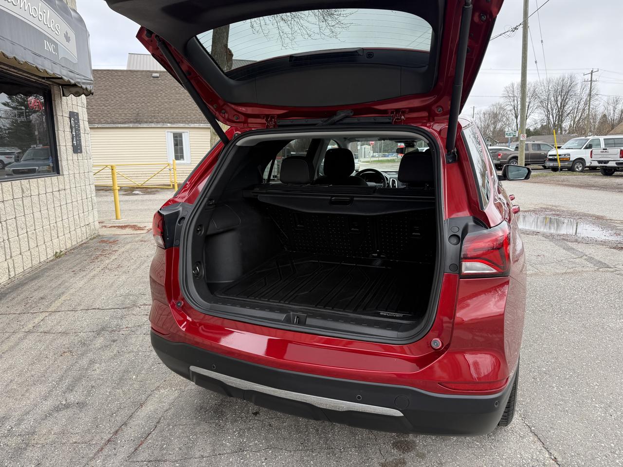 2023 Chevrolet Equinox LT Photo