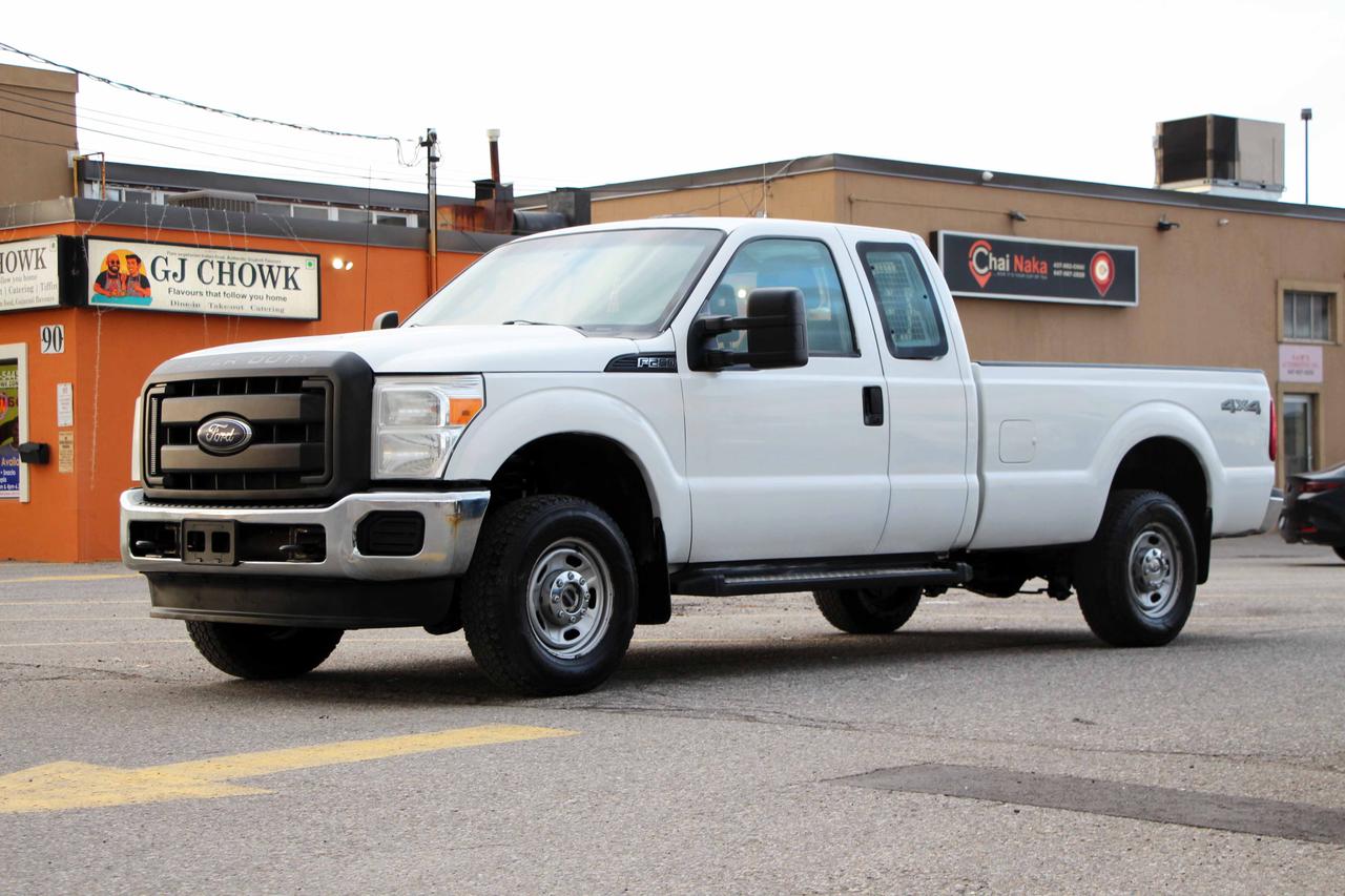 2014 Ford SUPER DUTY F-250 SRW XL 8FT Photo