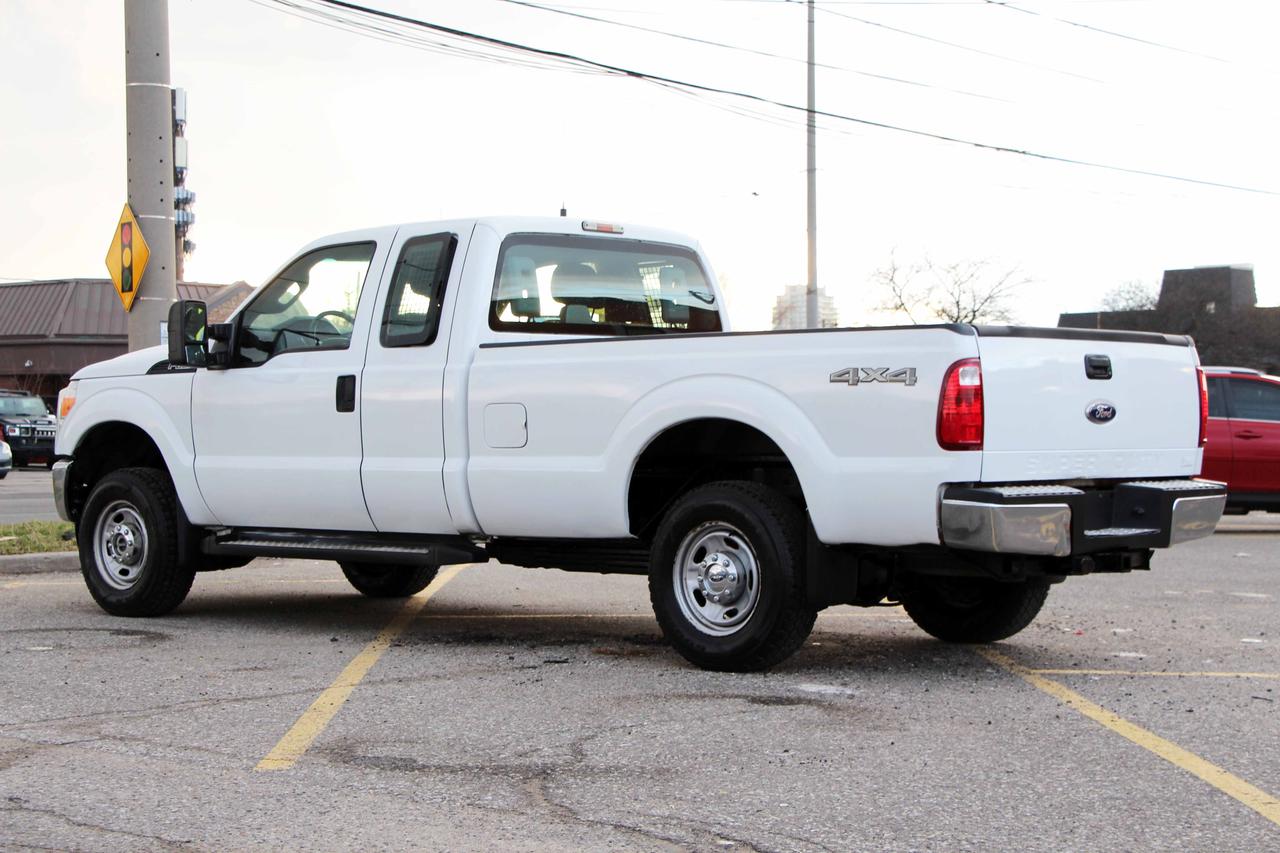 2014 Ford SUPER DUTY F-250 SRW XL 8FT Photo