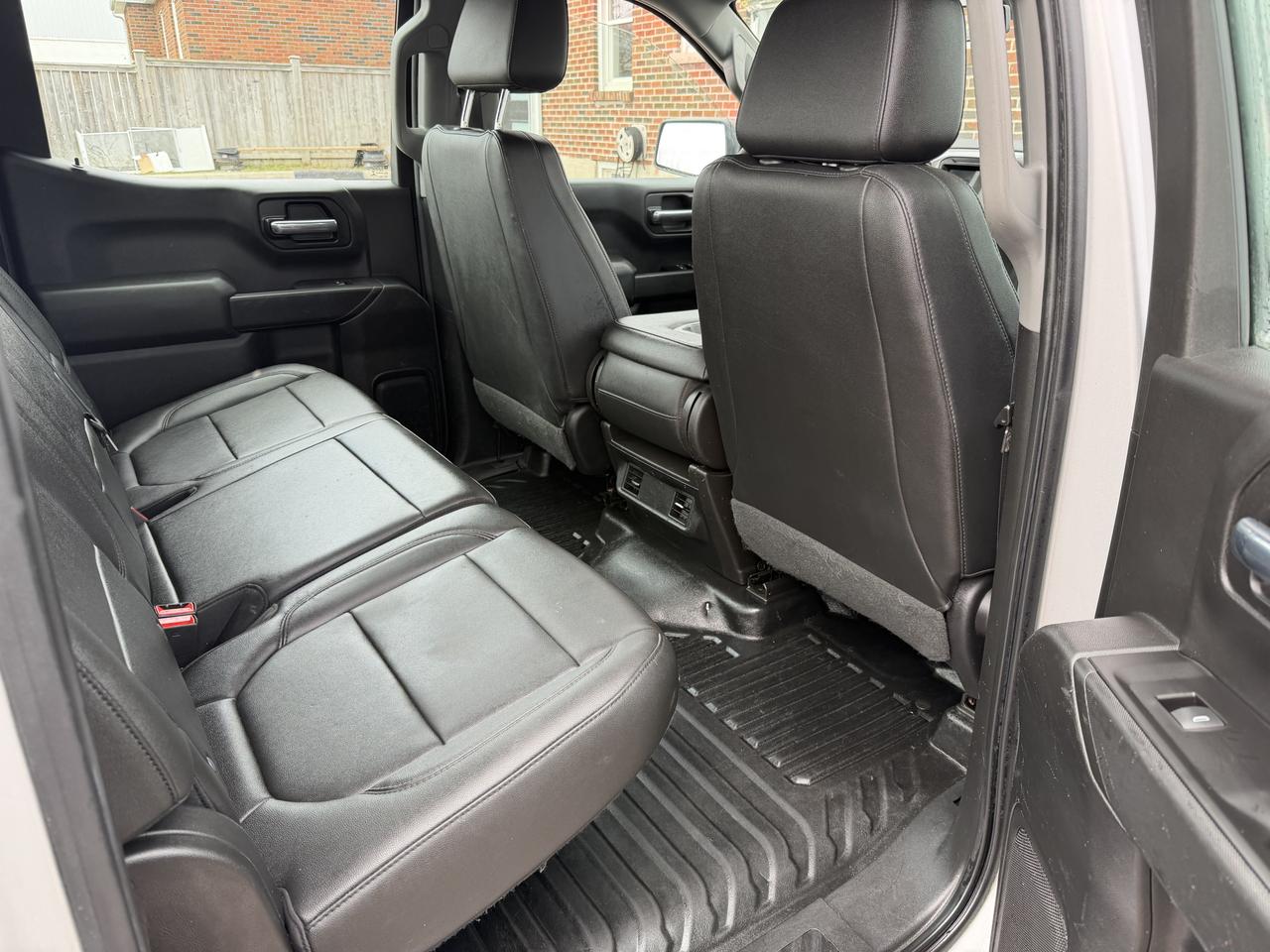 2019 GMC Sierra 1500 Crew Cab | Clean CARFAX Photo