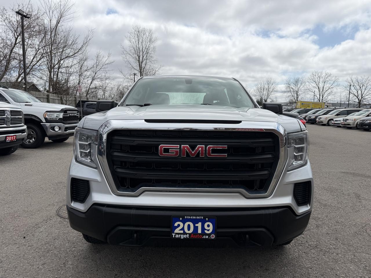 2019 GMC Sierra 1500 Crew Cab | Clean CARFAX Photo