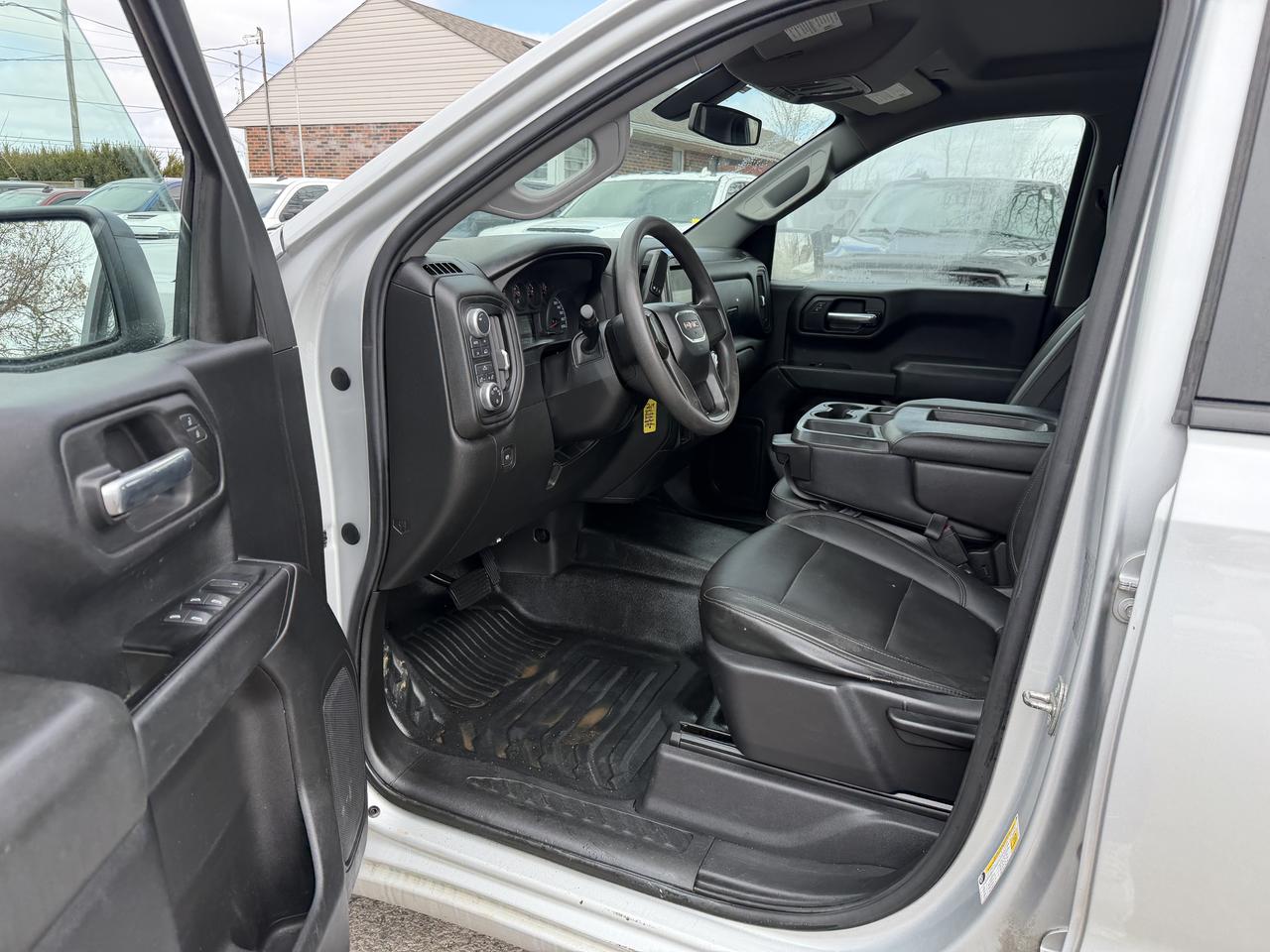 2019 GMC Sierra 1500 Crew Cab | Clean CARFAX Photo
