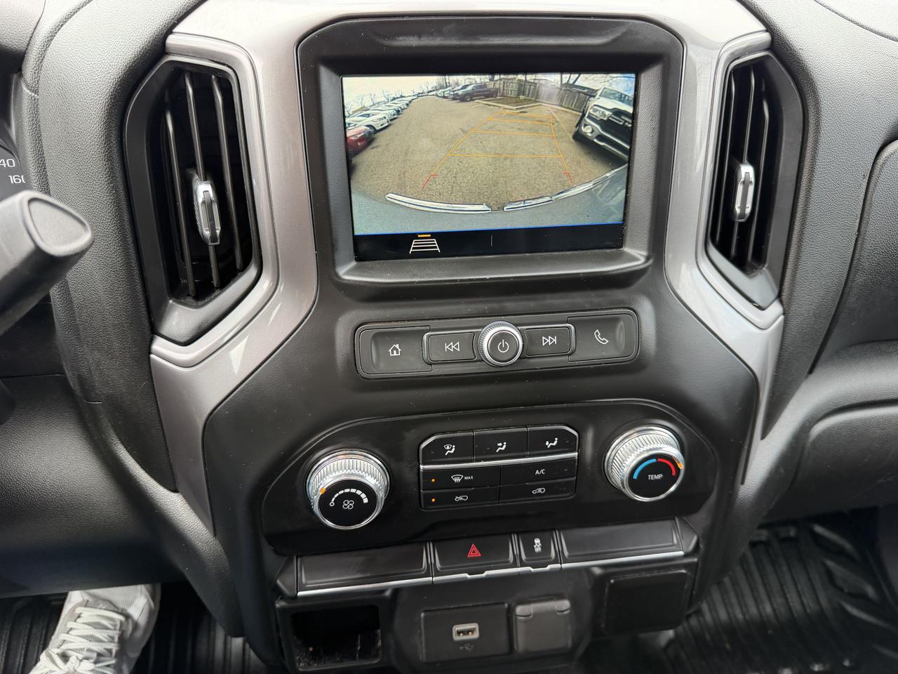 2019 GMC Sierra 1500 Crew Cab | Clean CARFAX Photo