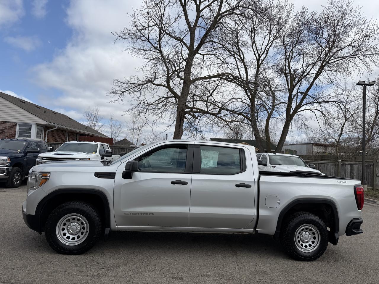2019 GMC Sierra 1500 Crew Cab | Clean CARFAX Photo