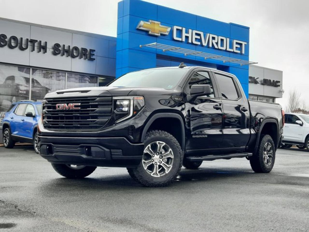 4WD Crew Cab 147 Pro, 10-Speed Automatic, Gas V8 5.3L/325