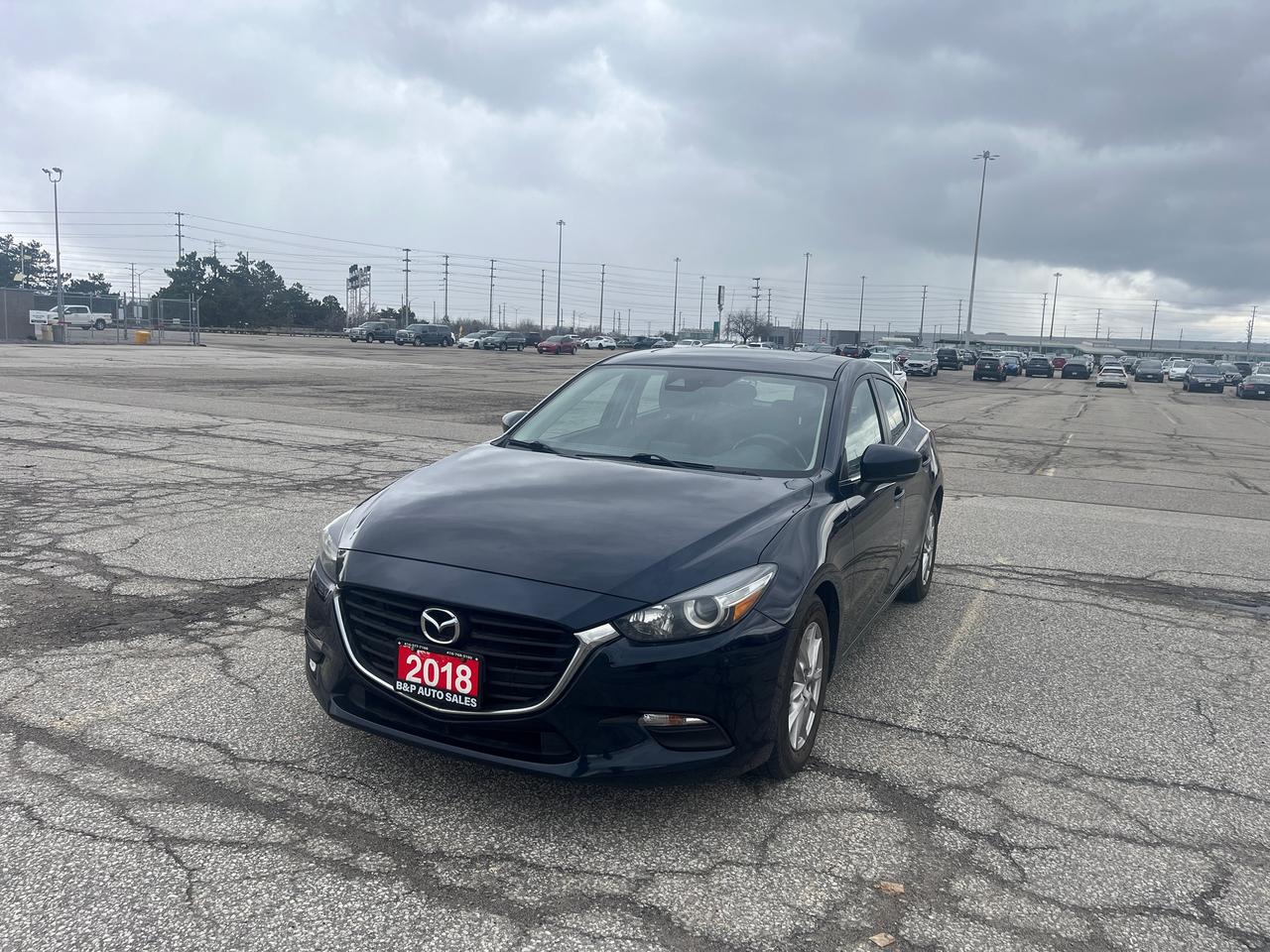 2018 Mazda MAZDA3 GS Photo0
