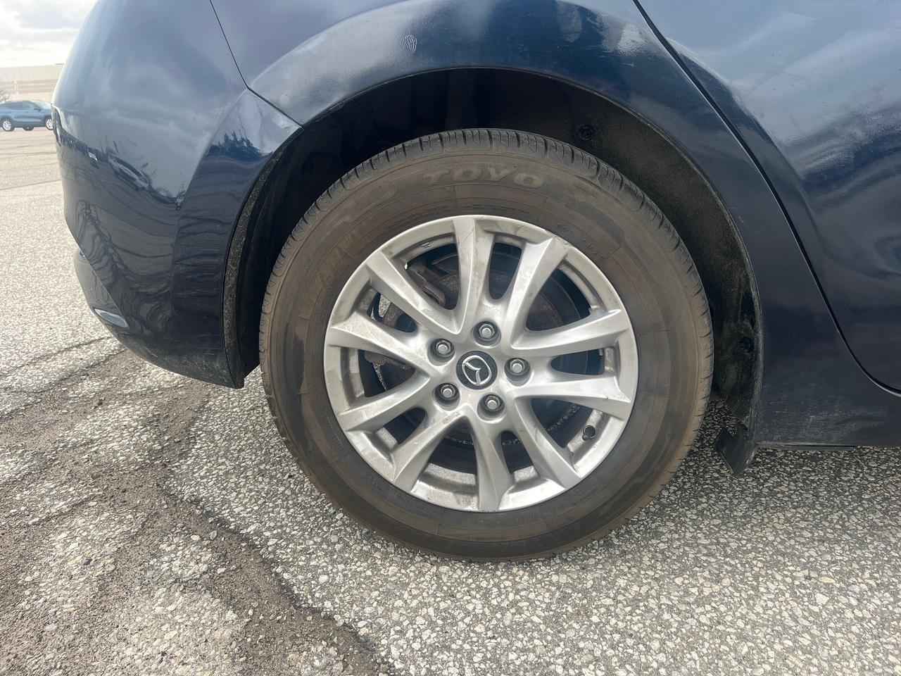 2018 Mazda MAZDA3 GS Photo