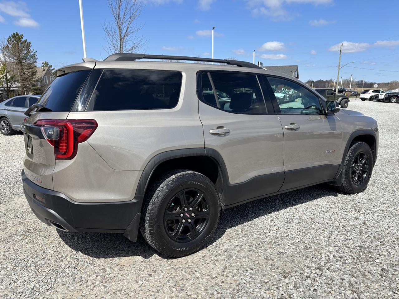 2022 GMC Acadia AT4 Photo