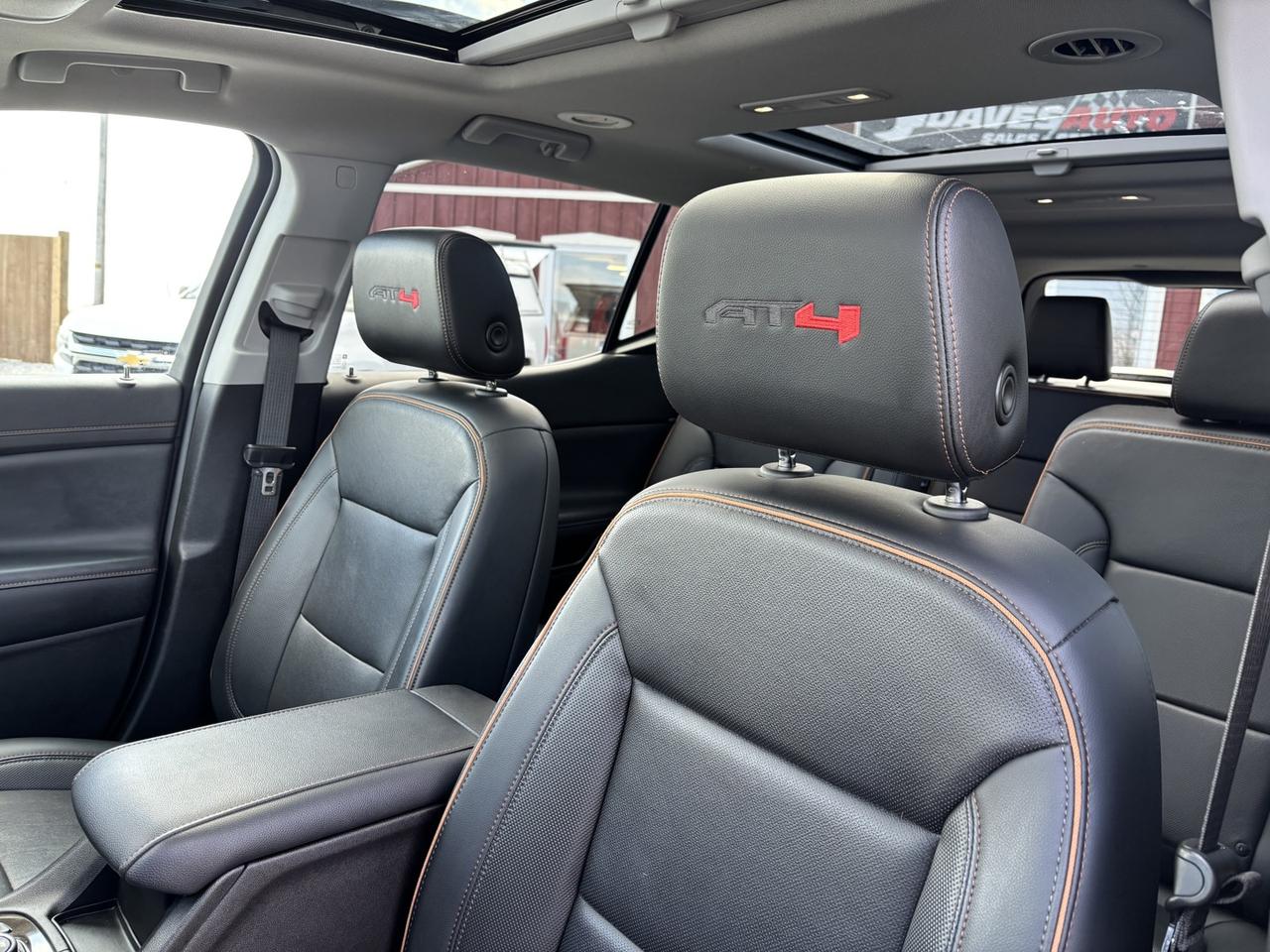 2022 GMC Acadia AT4 Photo