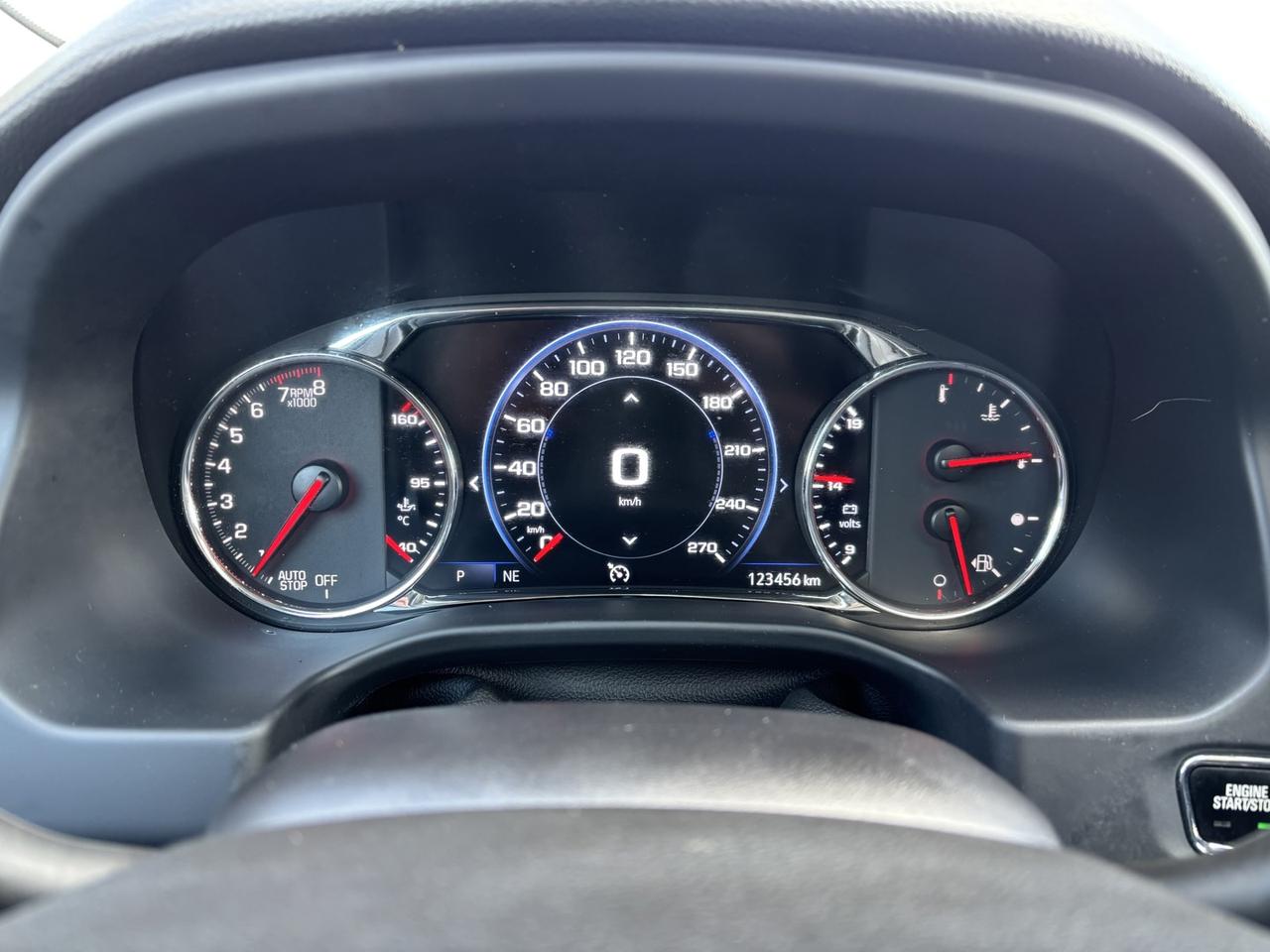 2022 GMC Acadia AT4 Photo