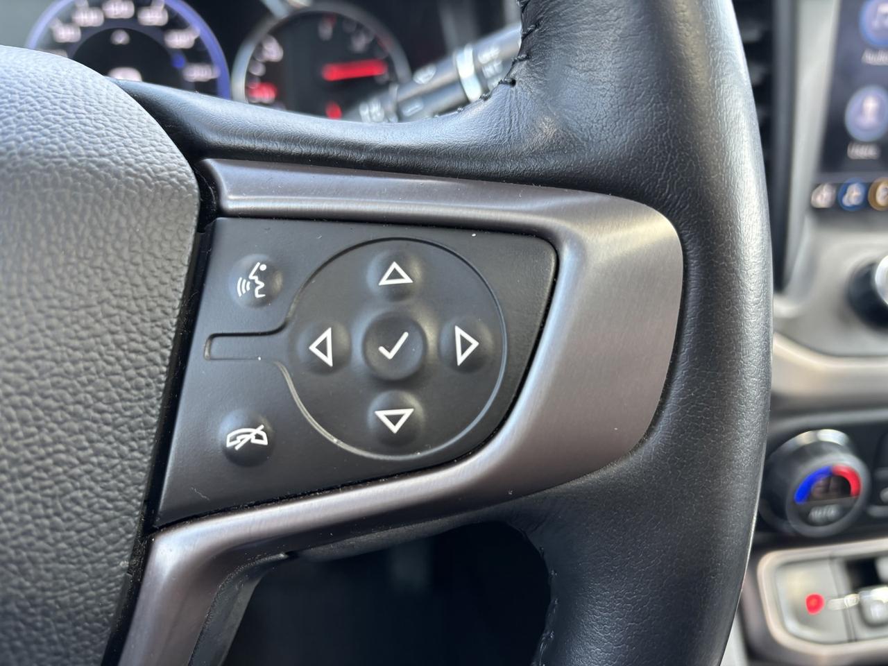 2022 GMC Acadia AT4 Photo