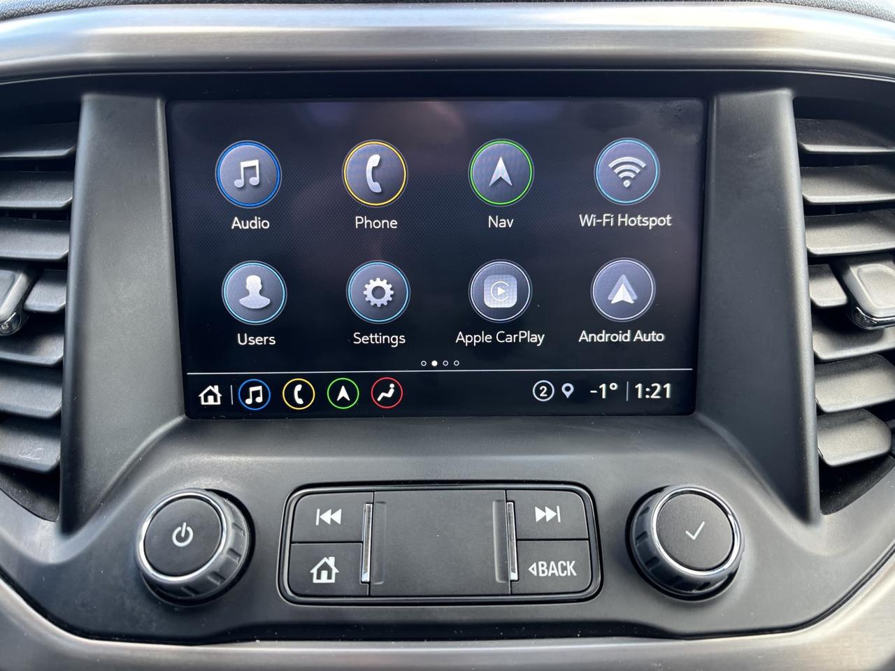 2022 GMC Acadia AT4 Photo