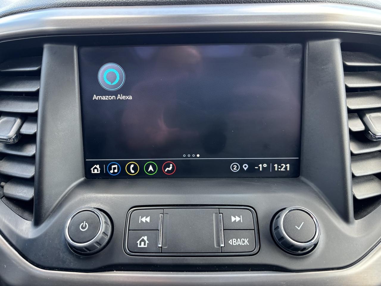 2022 GMC Acadia AT4 Photo