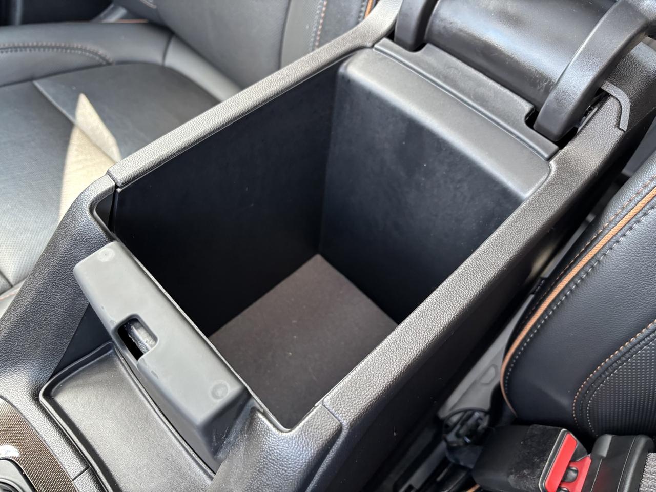 2022 GMC Acadia AT4 Photo