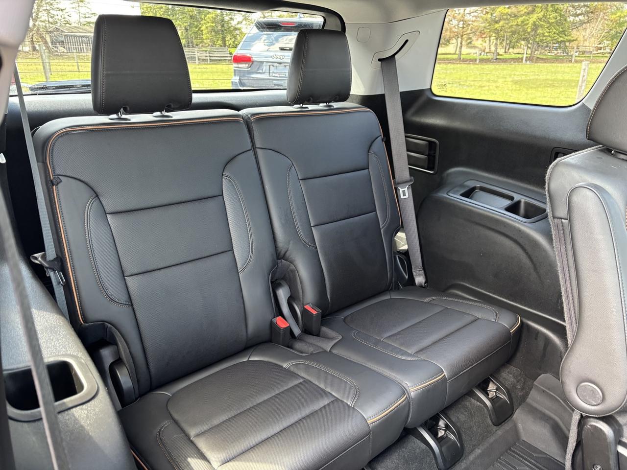 2022 GMC Acadia AT4 Photo