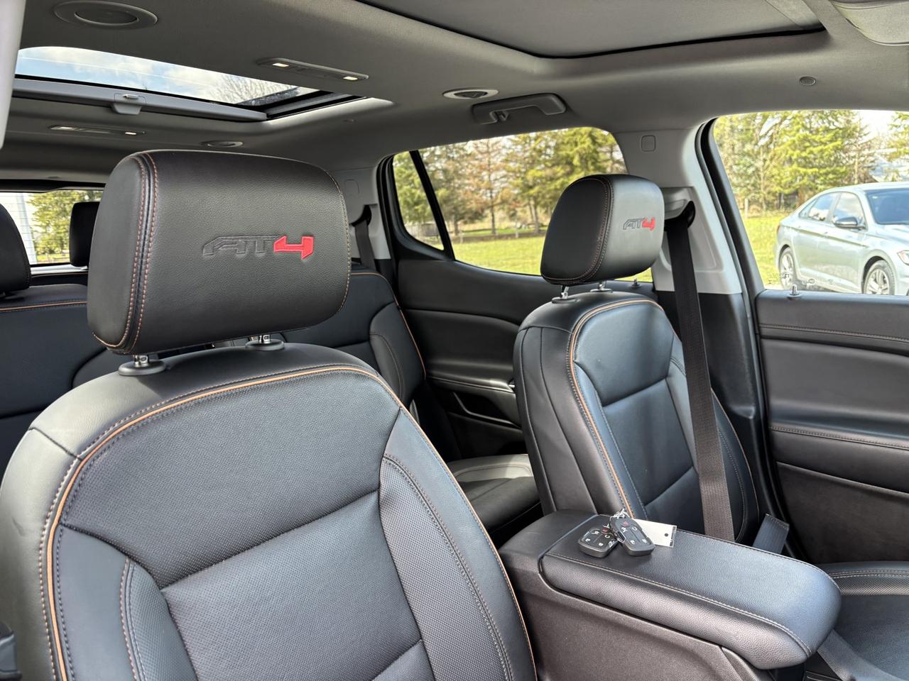 2022 GMC Acadia AT4 Photo