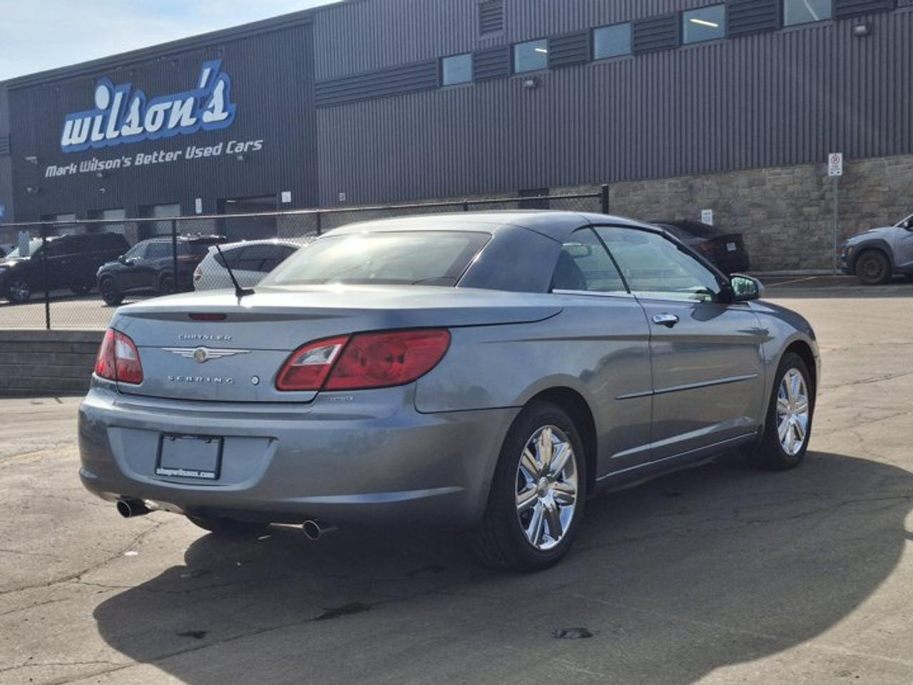 2010 Chrysler Sebring Limited Convertible | Leather | Hard Top | Heated Seats | Remote Start | and More ! Photo