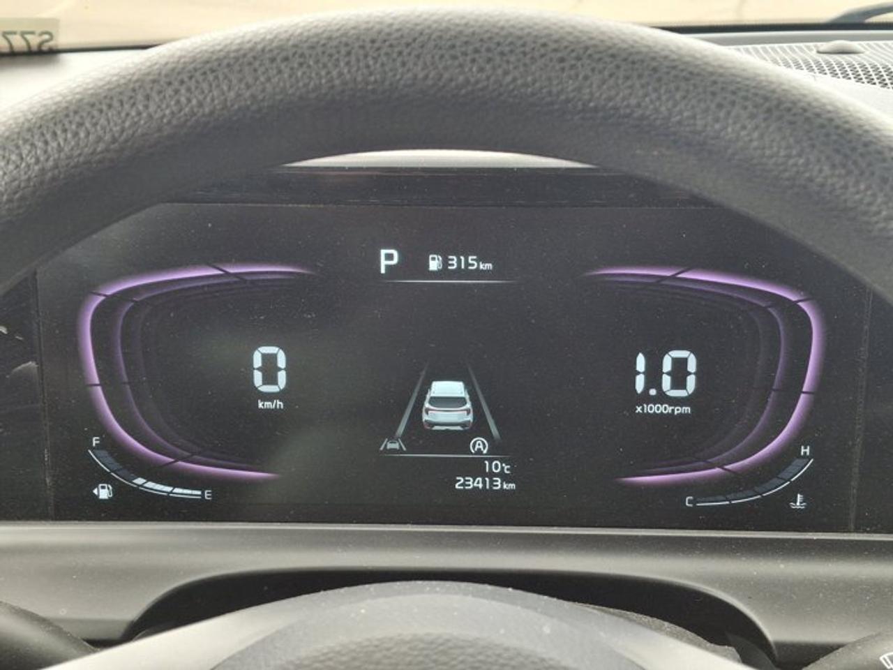 2025 Kia Seltos LX AWD | Heated Seats | BSW | CarPlay + Android | Rear Camera | and More ! Photo