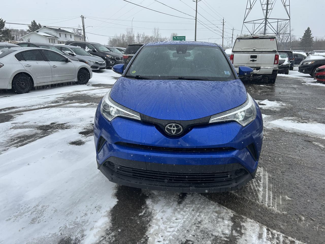 2019 Toyota C-HR  - Photo #1