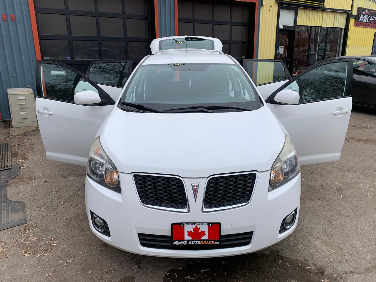 2009 Pontiac Vibe 1 OWNER LOW KMS CERTIFIED Photo2