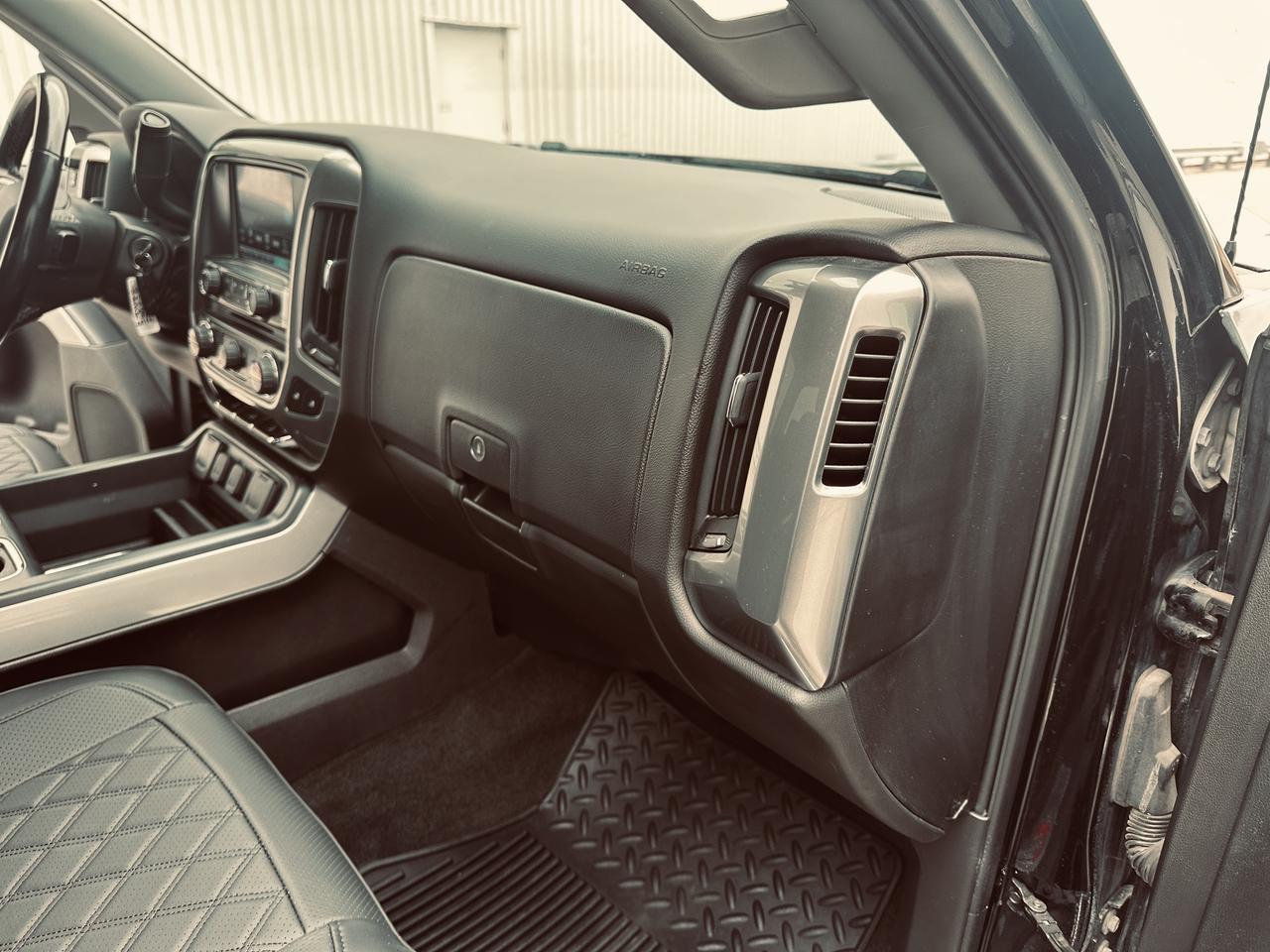 2018 Chevrolet Silverado 1500 4WD Crew Cab 2LT Z71 Lifted Custom Edition Photo