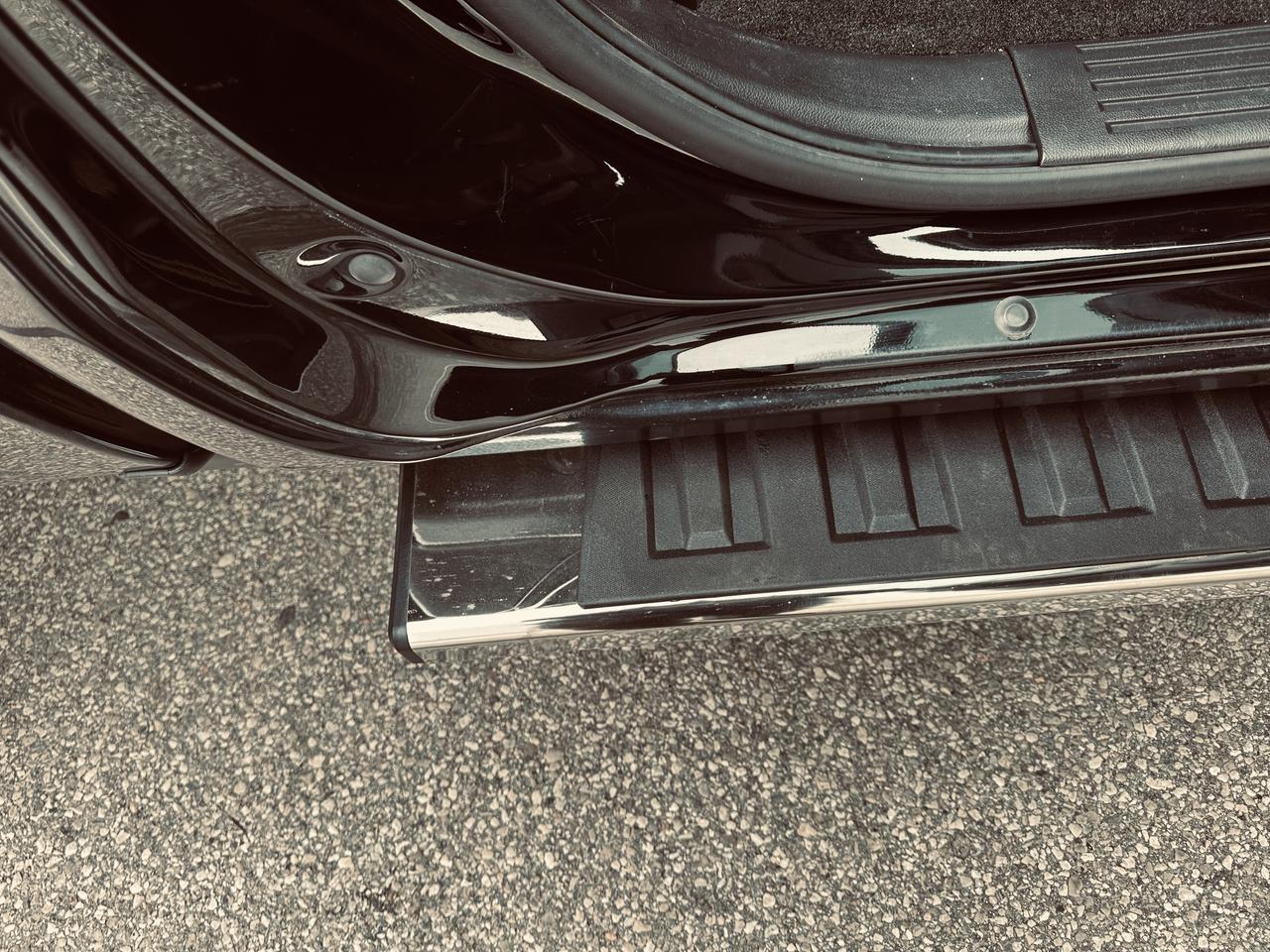 2018 Chevrolet Silverado 1500 4WD Crew Cab 2LT Z71 Lifted Custom Edition Photo