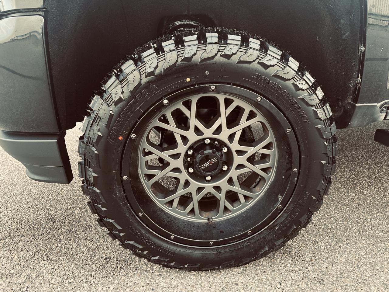 2018 Chevrolet Silverado 1500 4WD Crew Cab 2LT Z71 Lifted Custom Edition Photo