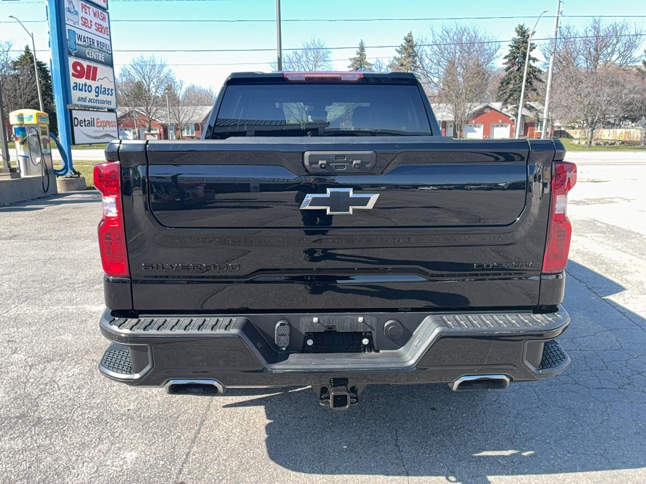 2024 Chevrolet Silverado 1500 CustomTrailBossZ71CrewCab4WD 5.3L8cylGas 5'10"Box Photo