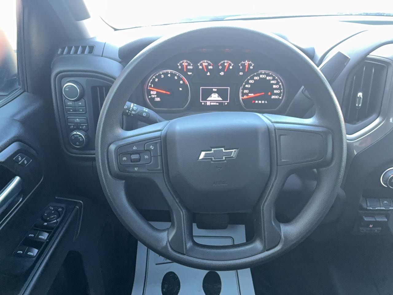 2024 Chevrolet Silverado 1500 CustomTrailBossZ71CrewCab4WD 5.3L8cylGas 5'10"Box Photo