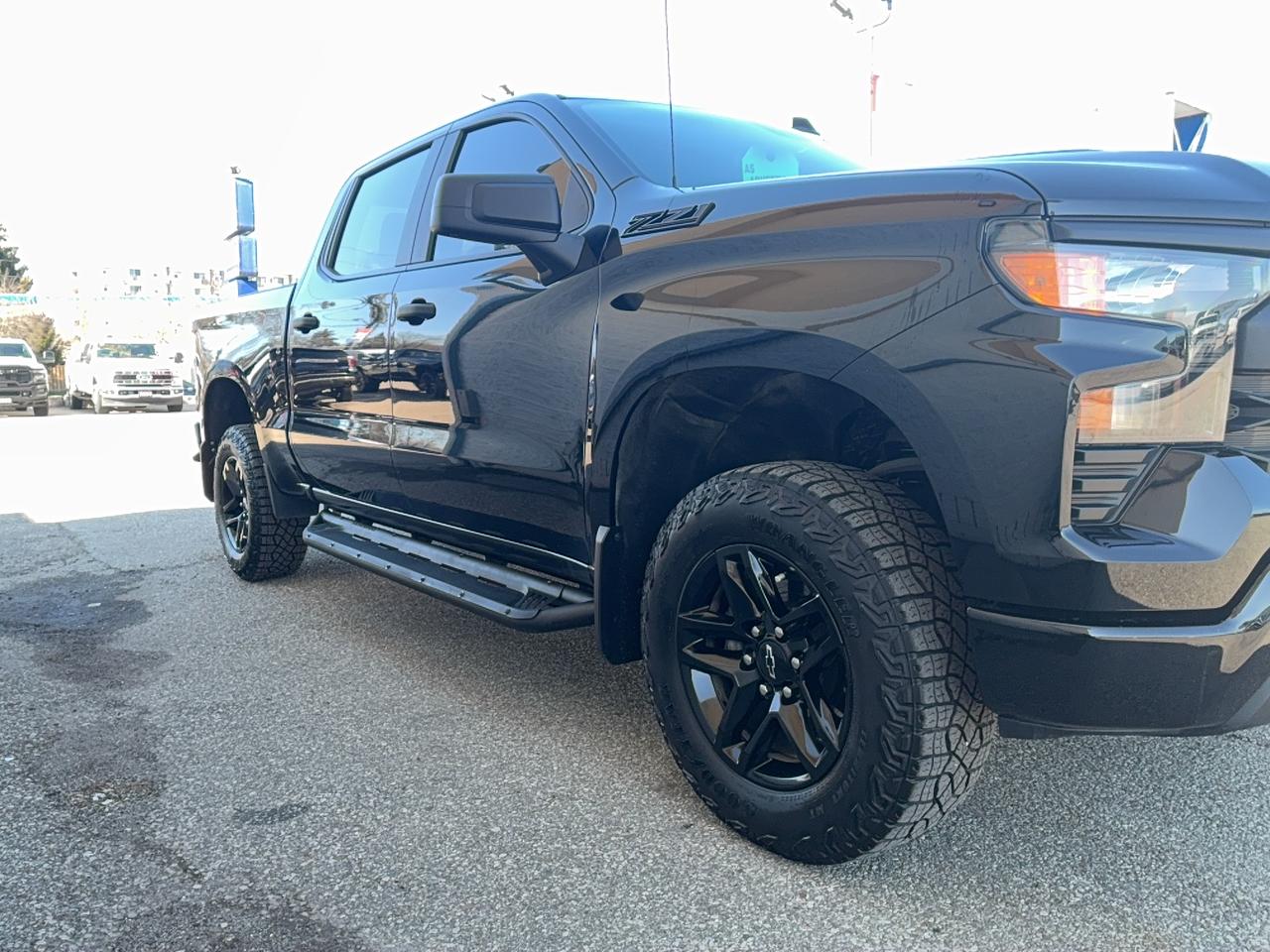 2024 Chevrolet Silverado 1500 CustomTrailBossZ71CrewCab4WD 5.3L8cylGas 5'10"Box Photo