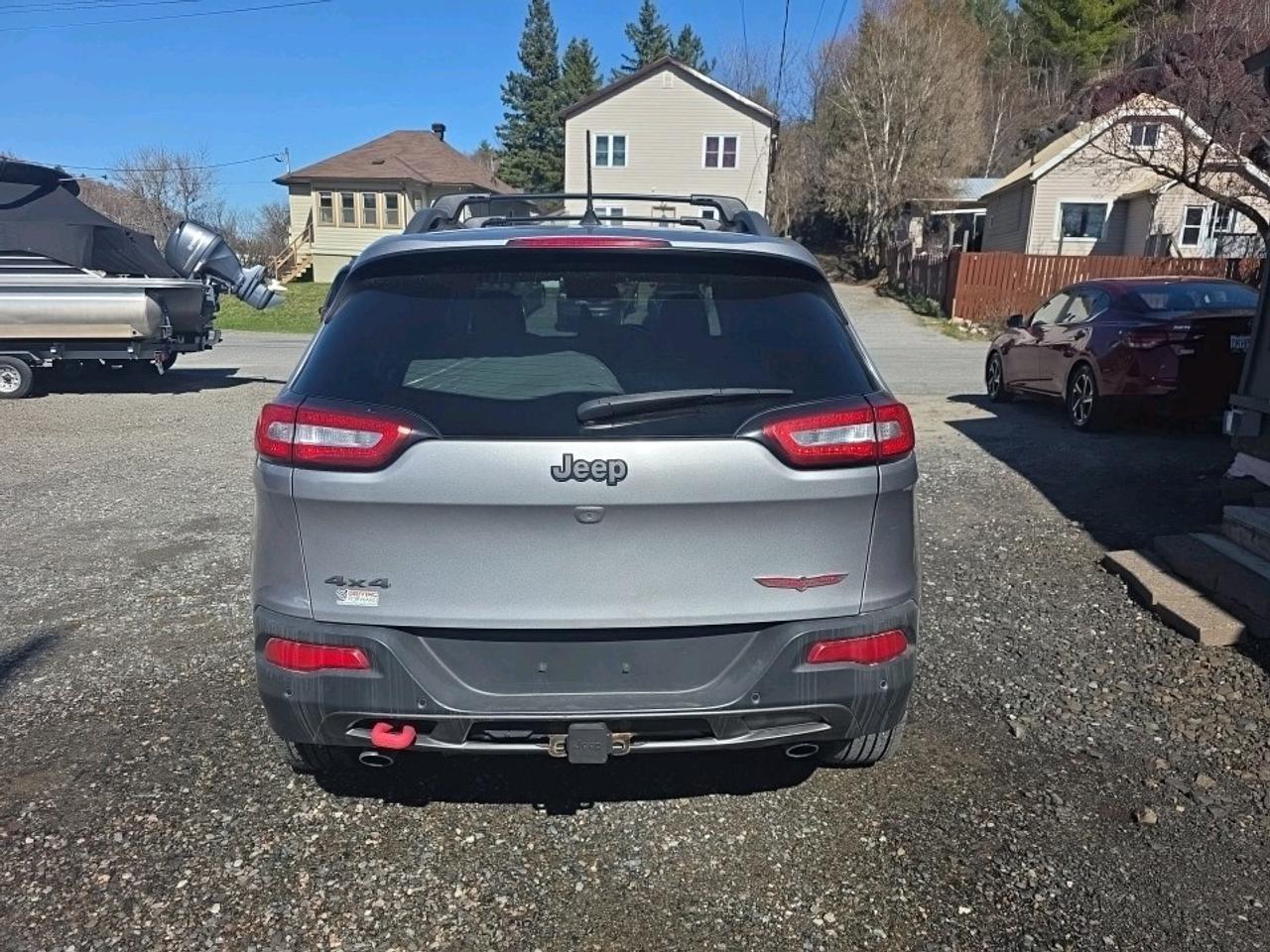 2018 Jeep Cherokee Trailhawk TRAILHAWK LEATHER PLUS Photo