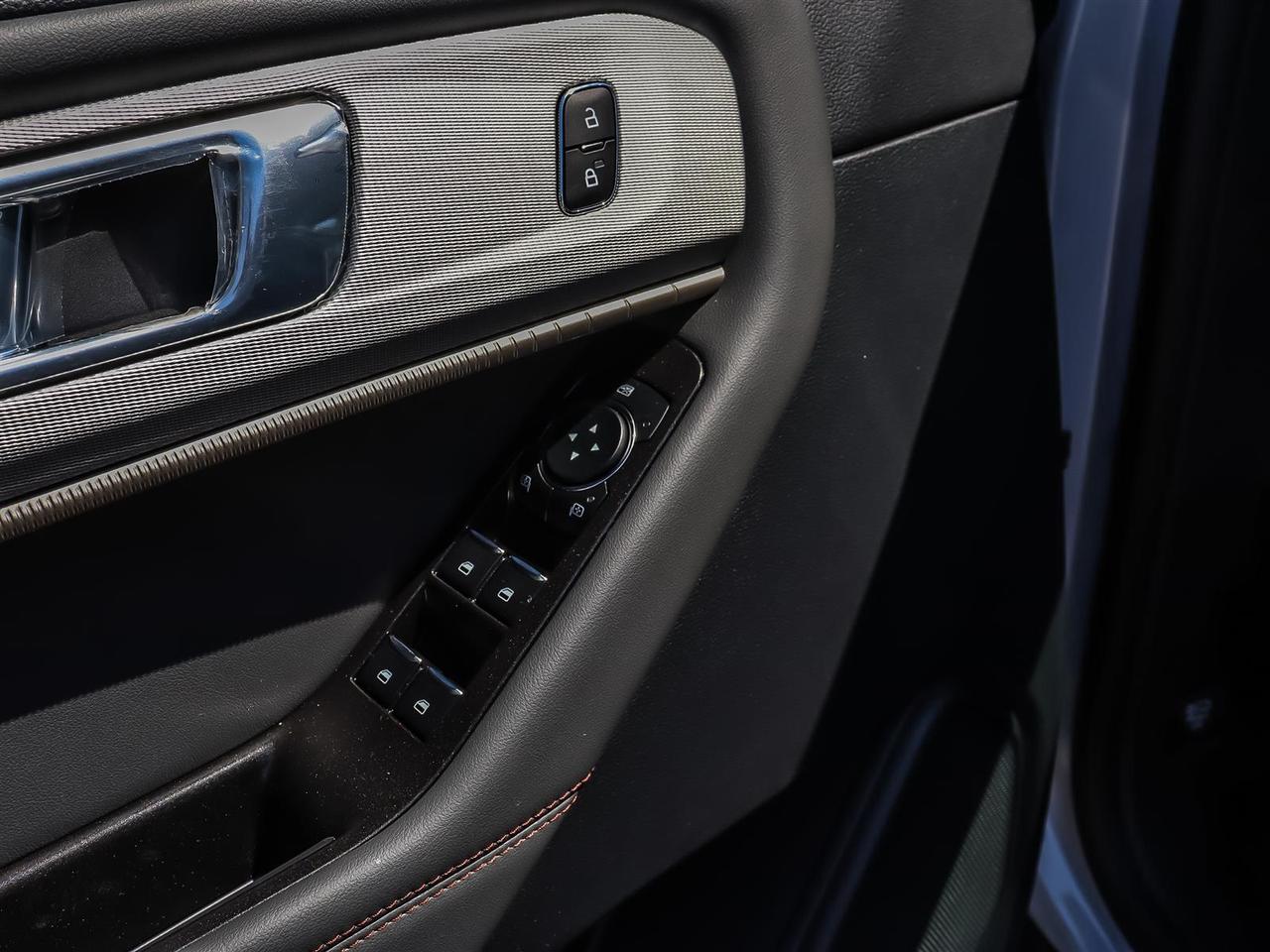 2026 Ford Explorer Active Photo