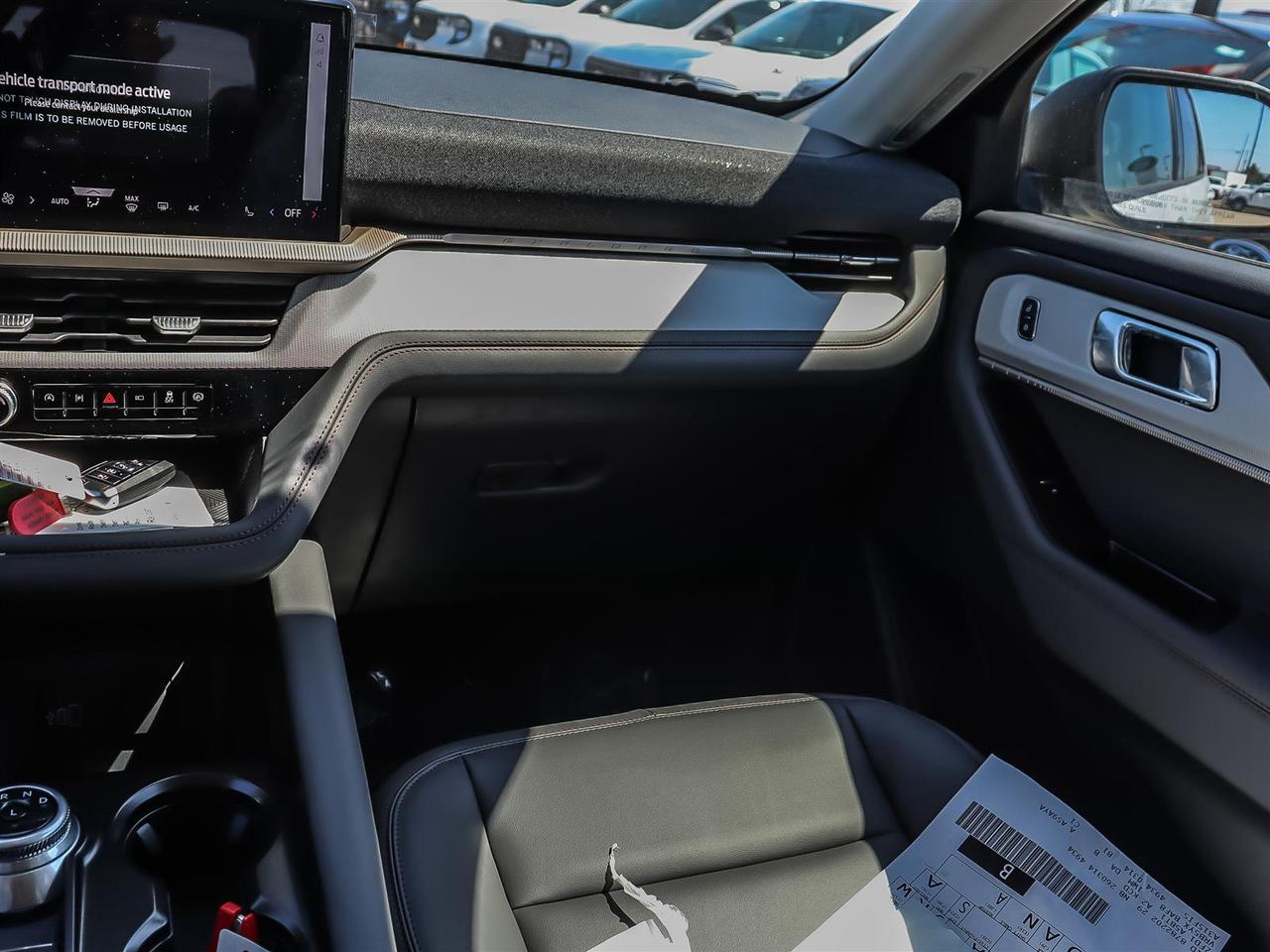 2026 Ford Explorer Active Photo