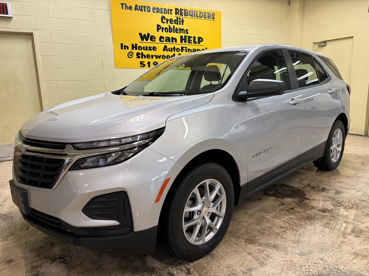 2022 Chevrolet Equinox LS Photo